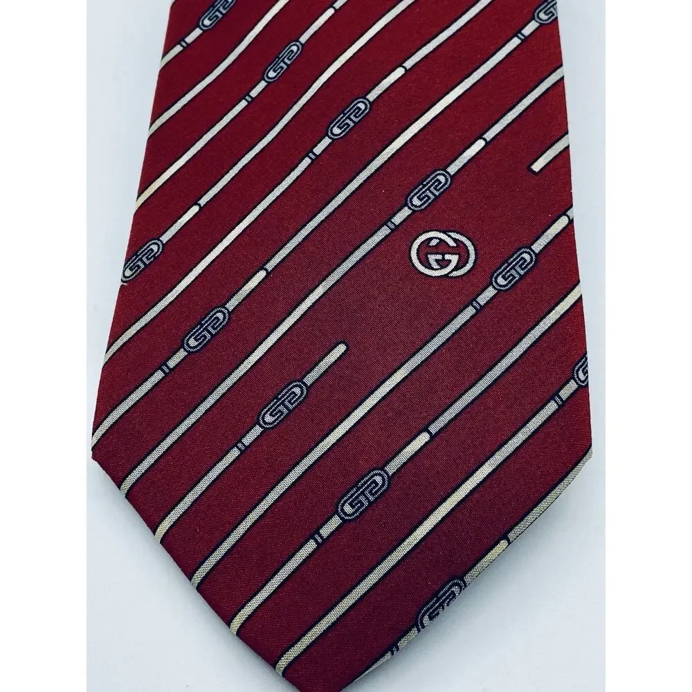 Gucci 100% silk
